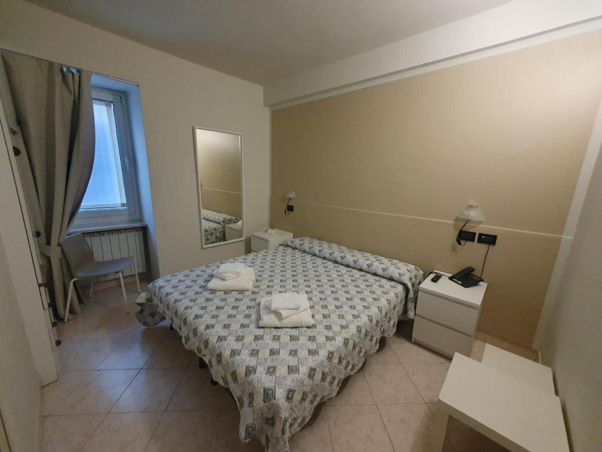 Hotel Cumili Capo di Ponte Экстерьер фото